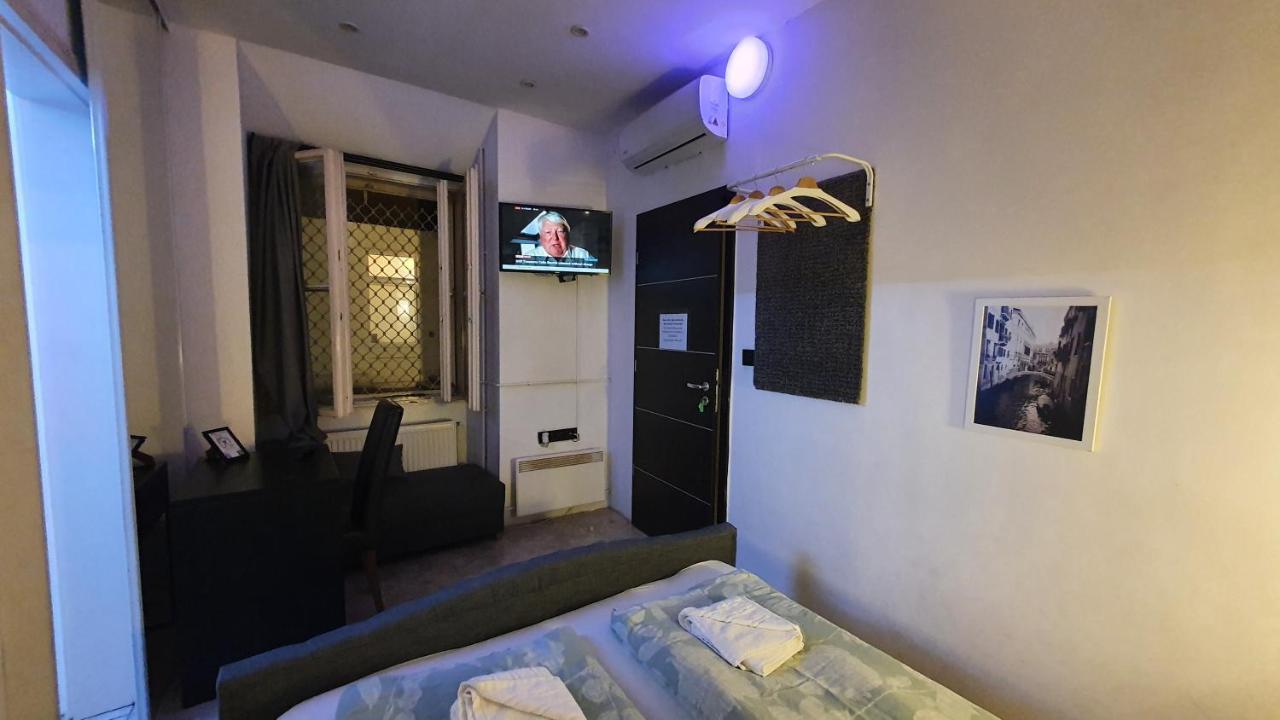 Littlepanther Apartment