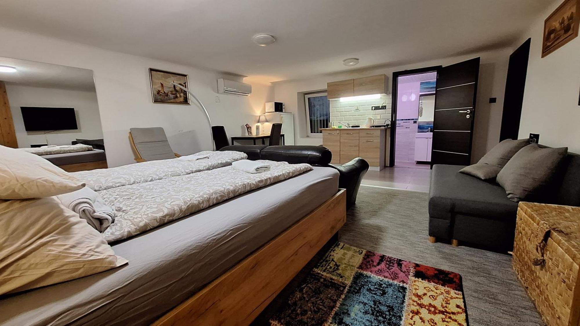 Littlepanther Apartment *